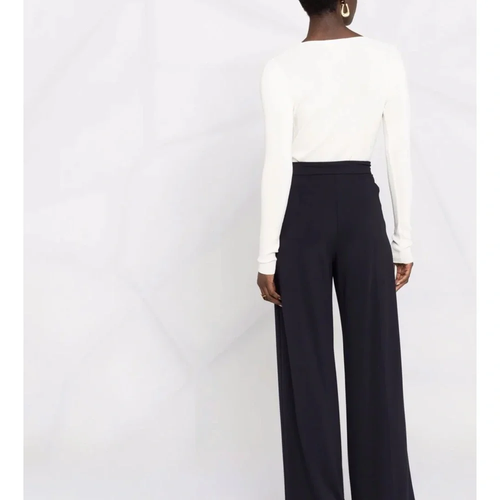 Aya Muse lace-up long sleeve bodysuit - Picture 9 of 10